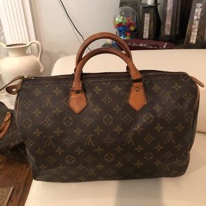 Louis Vuitton speedy 35